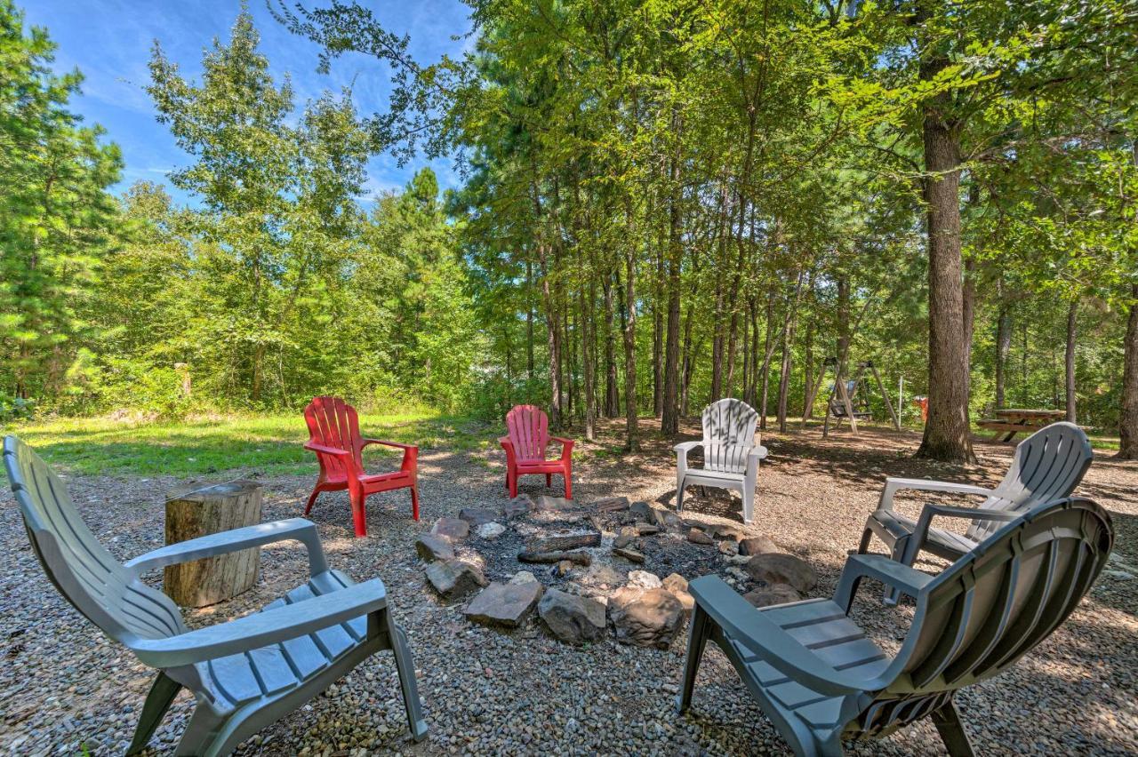 Cabin With Hot Tub And Games, 4 Mi To Beavers Bend! Broken Bow Extérieur photo
