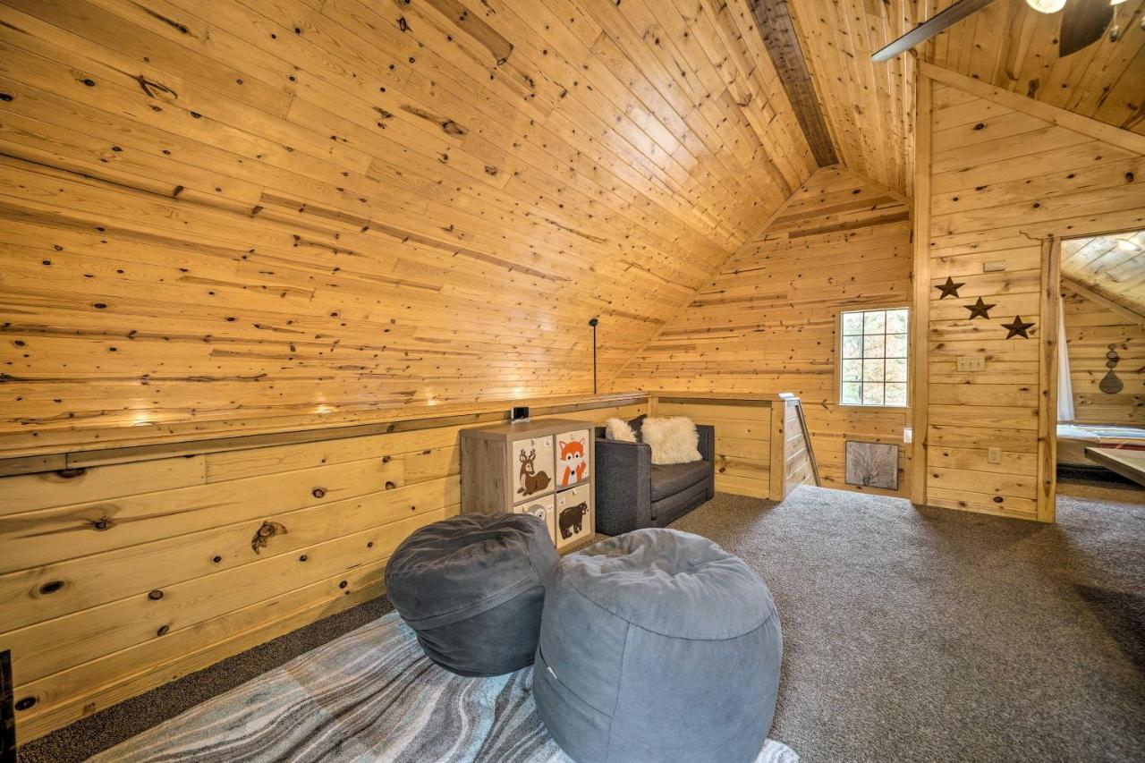 Cabin With Hot Tub And Games, 4 Mi To Beavers Bend! Broken Bow Extérieur photo